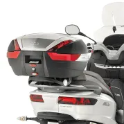 Topcase Träger für Monokey Koffer, mit M5 Platte für verschiedene Piaggio Modelle (s. Beschreibung)