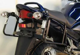 Seitenkofferträger festverschraubt schwarz für Suzuki GSF 1200/S Bandit (2006)