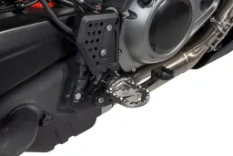 Fernreisefußrasten *Works* für Harley-Davidson RA1250 Pan America